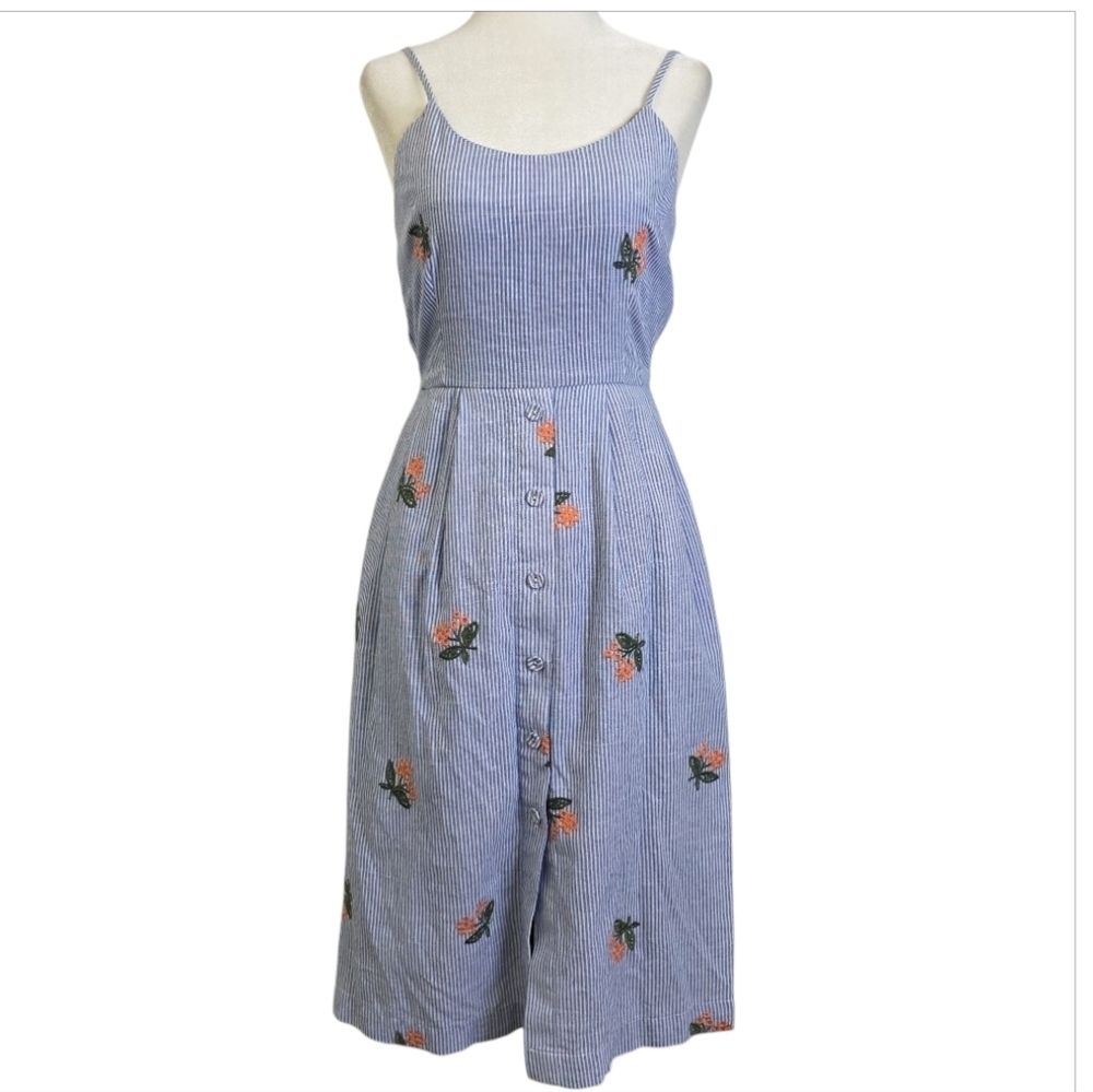 Anthropologie J.O.A linen flower Embroidered midi dress